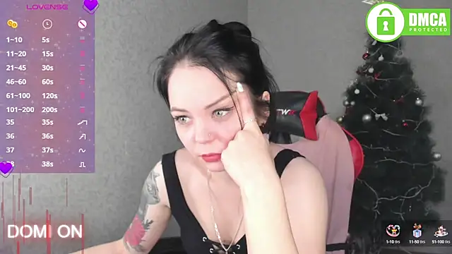 Snapshot of AnnyHoney_ chatting on 12/13/24, 11:39 AnnyHoney  online show from 12/13/24, 11:39