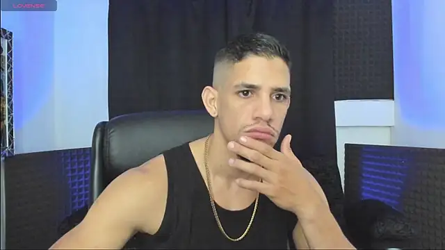 jhonnysnow17 online show from 06/07/26, 03:43