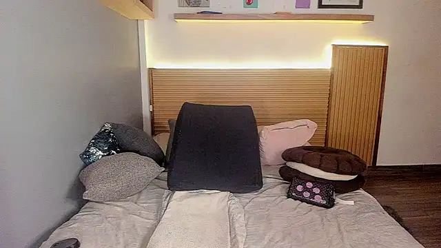 megan dreamsss online show from 12/03/25, 01:24