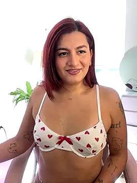 Snapshot of ari_artis chatting on 09/20/25, 07:37 ari artis online show from 09/20/25, 07:37