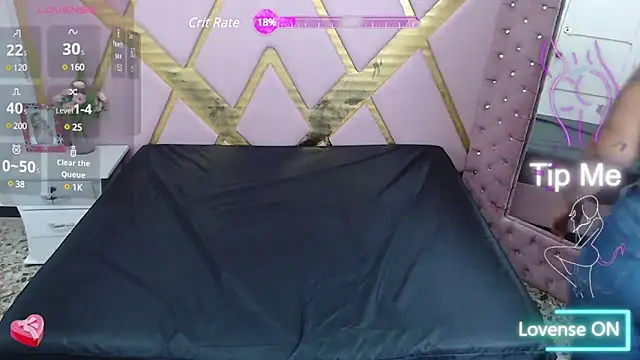 Snapshot of ChloexBigAss chatting on 03/19/25, 08:11 ChloexBigAss online show from 03/19/25, 08:11