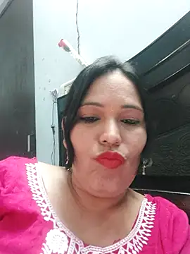 Poojabhabi101 online show from 03/19/25, 06:03