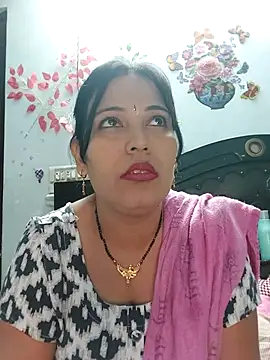 Poojabhabi101 online show from 11/18/25, 05:56