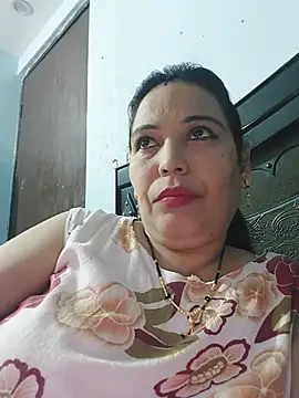 Poojabhabi101 online show from 06/12/26, 06:34