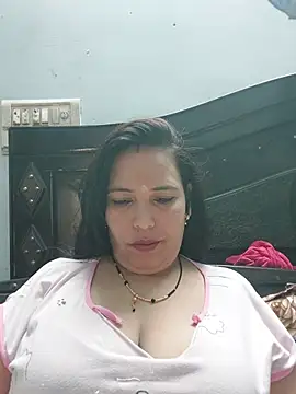 Poojabhabi101 online show from 06/20/26, 05:54