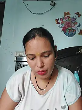 Poojabhabi101 online show from 07/24/26, 06:22