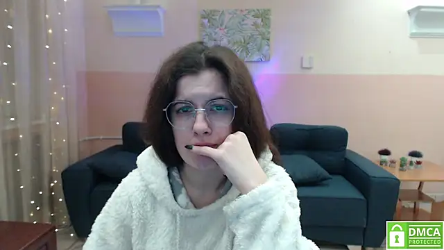 Aminabeatris online show from 01/06/25, 06:25