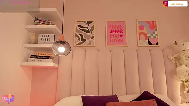 Snapshot of cute__cherry_ chatting on 11/12/25, 08:41 cute cherry online show from 11/12/25, 08:41