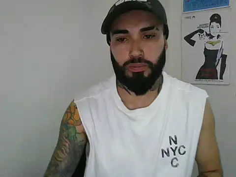 Snapshot of transgenderboy chatting on 07/15/26, 10:59 transgenderboy online show from 07/15/26, 10:59