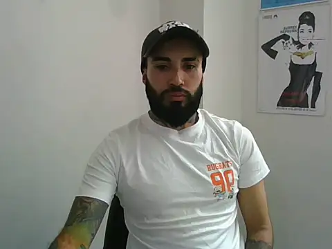 Snapshot of transgenderboy chatting on 07/25/26, 07:22 transgenderboy online show from 07/25/26, 07:22