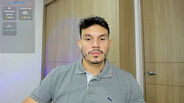 Snapshot of alejandro_stark chatting on 10/01/25, 11:11 alejandro stark online show from 10/01/25, 11:11