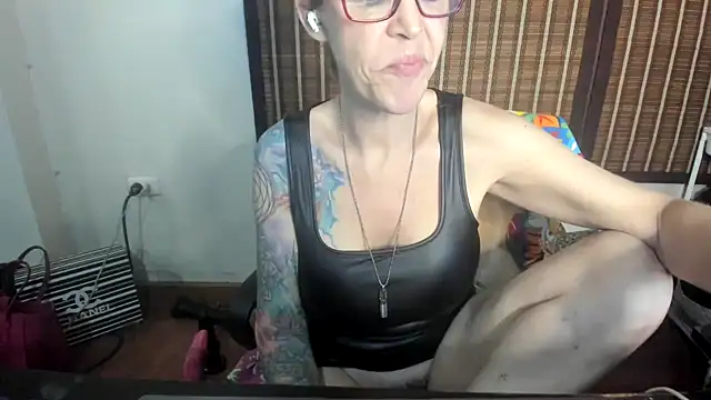 Snapshot of VenusX chatting on 02/15/26, 08:05 VenusX online show from 02/15/26, 08:05