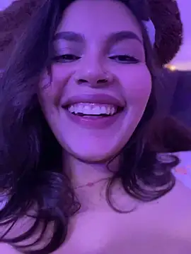 GigiiStone online show from 12/03/24, 01:19