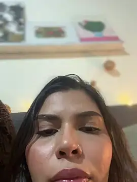 GigiiStone online show from 12/08/24, 11:51
