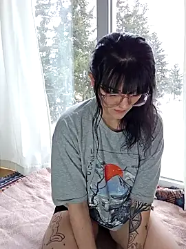 anyalikestosuck online show from 02/03/25, 09:07