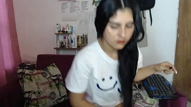 Nathacha online show from 02/08/25, 11:02