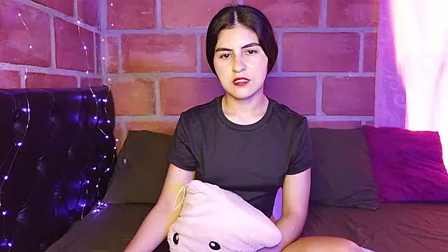 Nathacha online show from 06/30/26, 10:44