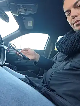 Snapshot of pigboybi chatting on 01/16/25, 01:25 pigboybi online show from 01/16/25, 01:25