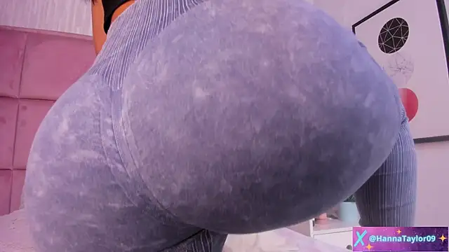 HannaTaylor online show from 11/14/25, 04:00