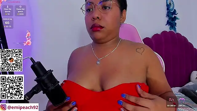samanthaabloom online show from 06/12/26, 03:05