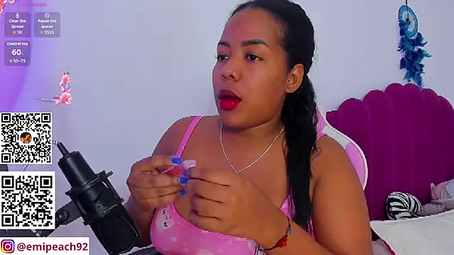samanthaabloom online show from 06/16/26, 01:30