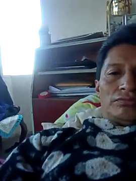Snapshot of manuel1976 chatting on 05/25/26, 12:00 manuel1976 online show from 05/25/26, 12:00