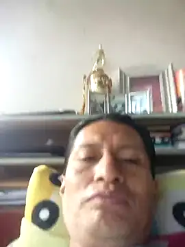 Snapshot of manuel1976 chatting on 05/31/26, 09:16 manuel1976 online show from 05/31/26, 09:16