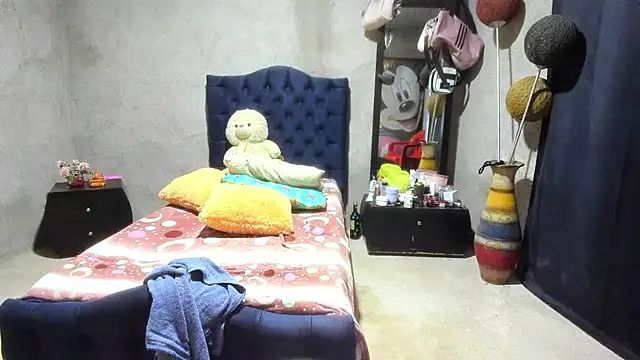 Snapshot of mature__bigboobs__ chatting on 11/17/25, 06:46 mature bigboobs online show from 11/17/25, 06:46