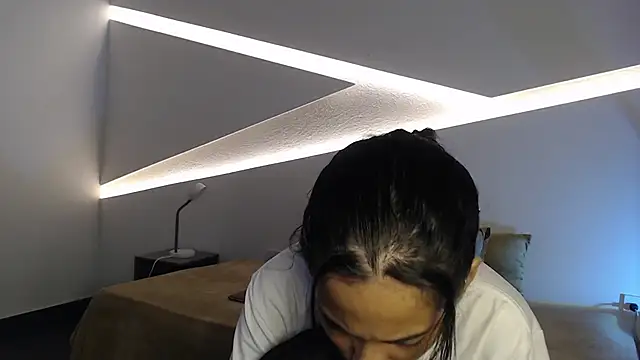 Snapshot of hot_little_bunny chatting on 10/08/25, 09:56 hot little bunny online show from 10/08/25, 09:56