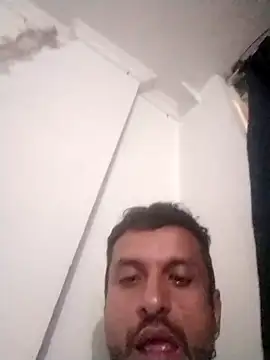 Snapshot of kevin613603 chatting on 09/24/25, 06:06 kevin613603 online show from 09/24/25, 06:06