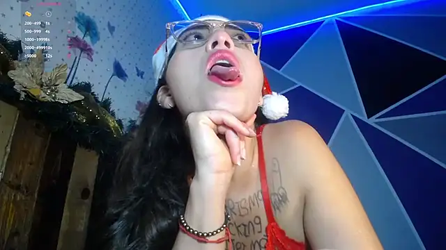 Snapshot of DaMikaela_ chatting on 12/02/25, 06:58 DaMikaela online show from 12/02/25, 06:58