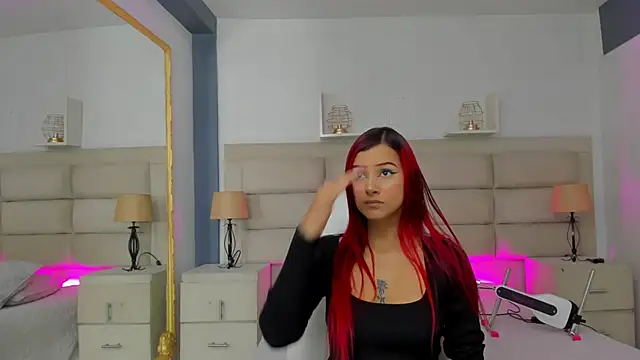 CinthiaCollins online show from 12/03/25, 09:13