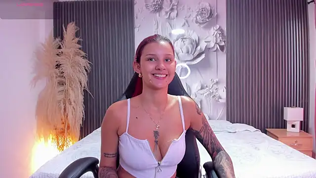 CinthiaCollins online show from 05/29/26, 05:00