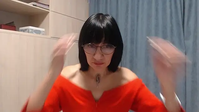 Erica95Bloom online show from 01/02/25, 07:07