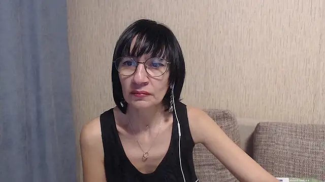 Erica95Bloom online show from 02/15/25, 06:55