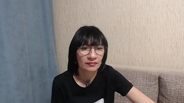 Erica95Bloom online show from 02/25/25, 08:30