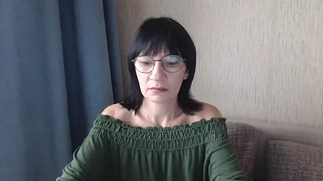 Erica95Bloom online show from 09/25/25, 05:33