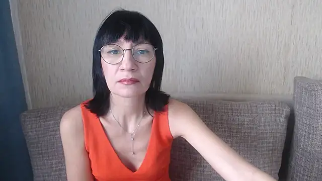 Erica95Bloom online show from 10/16/25, 08:04