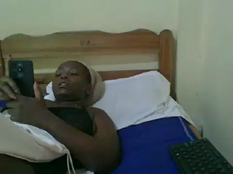 sweet-frida22 online show from 02/15/25, 09:49