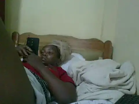 sweet-frida22 online show from 02/17/25, 08:04