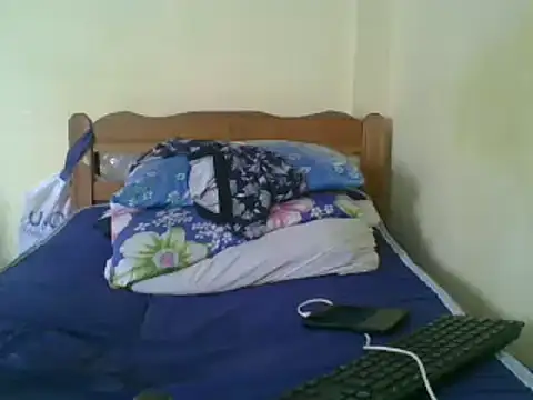 sweet-frida22 online show from 03/04/25, 09:40