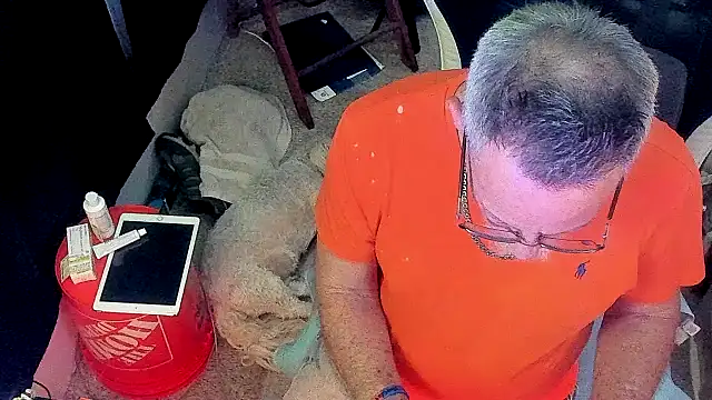 Snapshot of Daddysthick chatting on 11/22/25, 01:04 Daddysthick online show from 11/22/25, 01:04