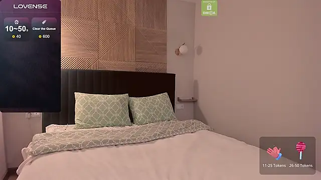 Snapshot of _eva__pleasure_ chatting on 11/24/25, 10:04 eva pleasure online show from 11/24/25, 10:04