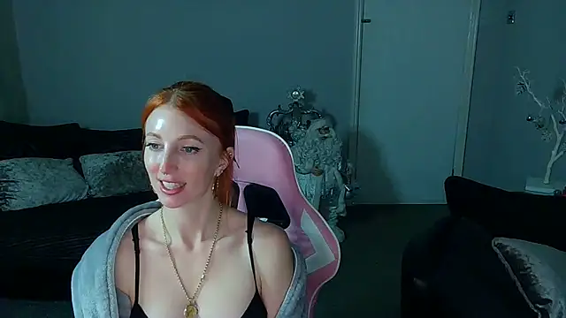 Red firesquirt online show from 12/14/24, 09:13