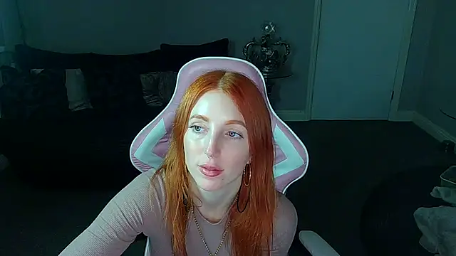 Red firesquirt online show from 01/22/25, 02:03