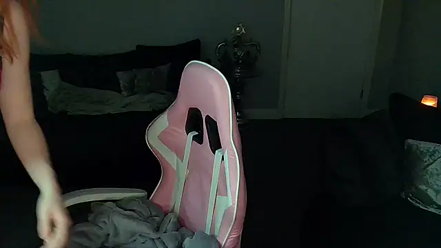 Red firesquirt online show from 01/23/25, 09:29