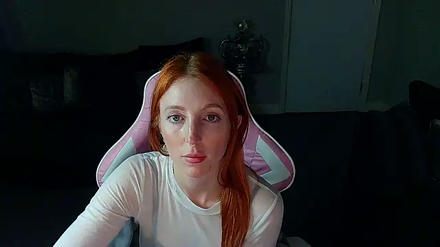 Red firesquirt online show from 02/19/25, 09:25