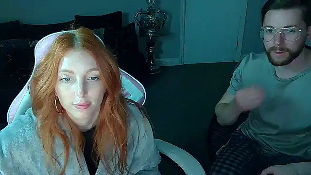 Red firesquirt online show from 03/16/25, 09:37