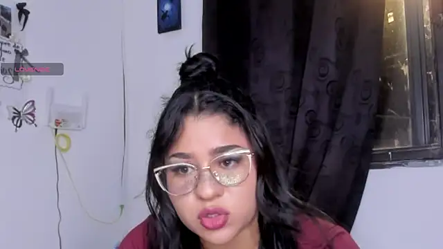 Yelly online show from 06/30/26, 02:45