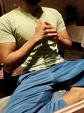 xxxhugedick0001 online show from 02/24/25, 03:53